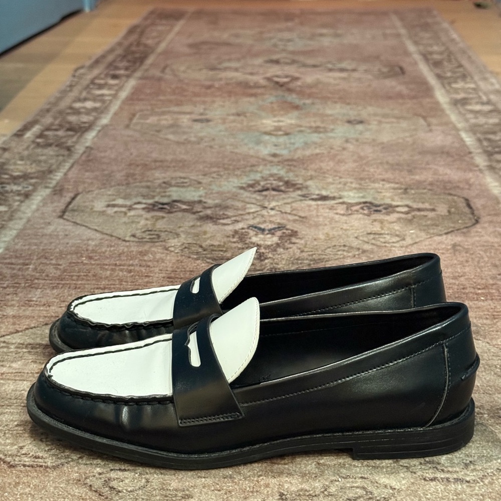 Black and White Women’s Loafers (Zara)